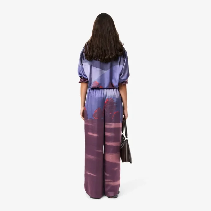 Dámské oversized kalhoty s potiskem krajiny Dámské oversized kalhoty s potiskem krajiny