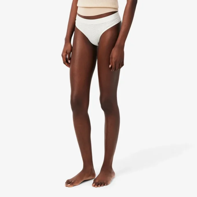 Elastické tanga z pointelle
