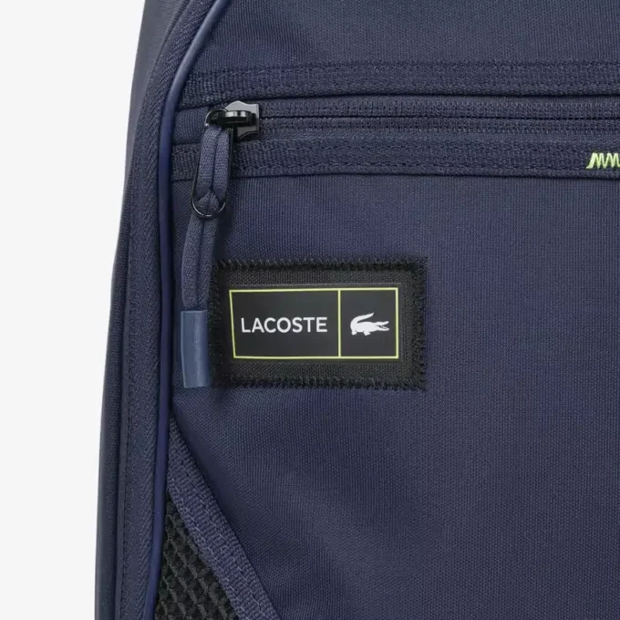 Hrajte v batohu Lacoste Hrajte v batohu Lacoste