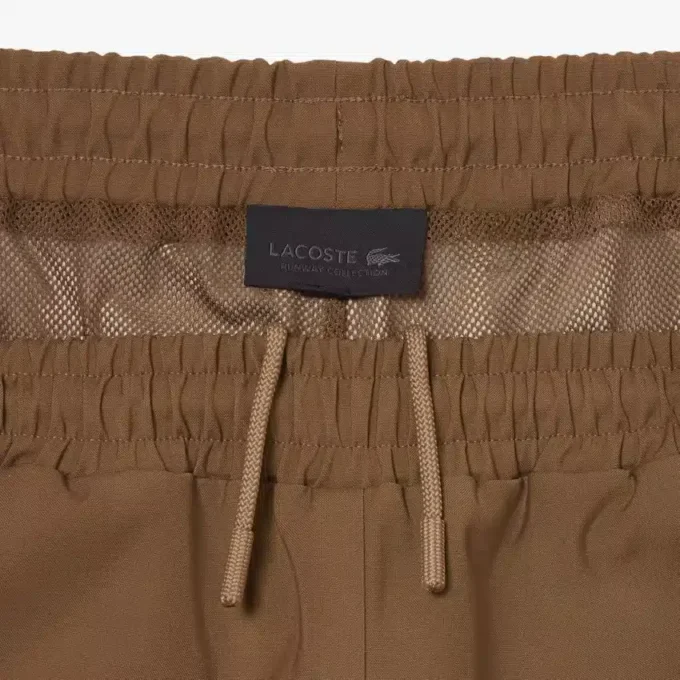 Joggingové kalhoty z vlněné směsi z přehlídky Joggingové kalhoty z vlněné směsi z přehlídky