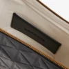 Malá kožená taška Maheki s reliéfním vzorem