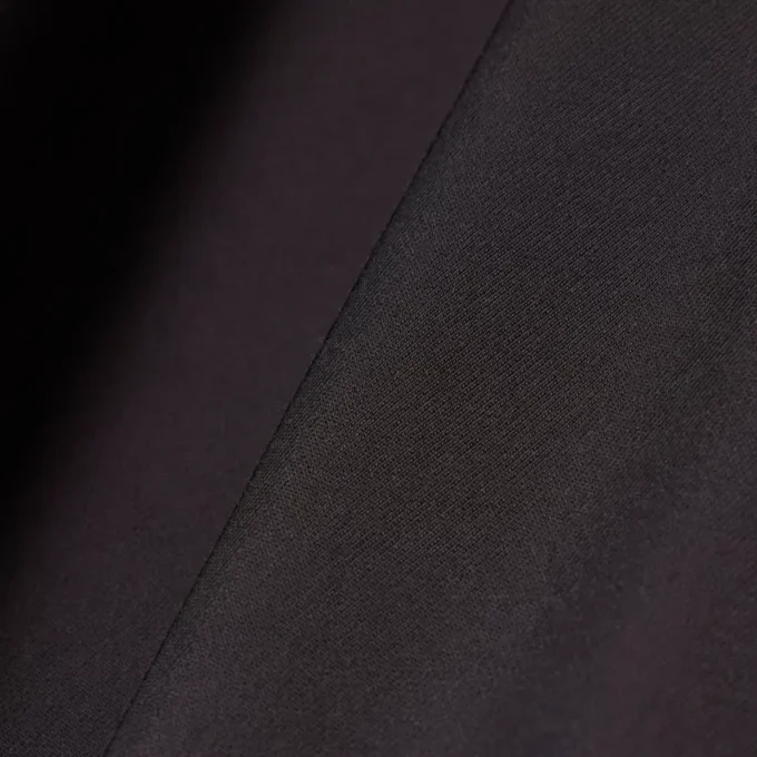 Maxi šaty s ramínky a odhalenými zády Maxi šaty s ramínky a odhalenými zády