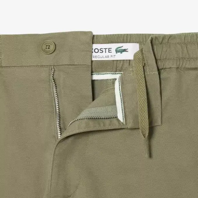 Šortky z elastické bavlny s regular fit střihem Šortky z elastické bavlny s regular fit střihem