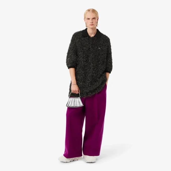Oversized svetr z módní přehlídky Oversized svetr z módní přehlídky