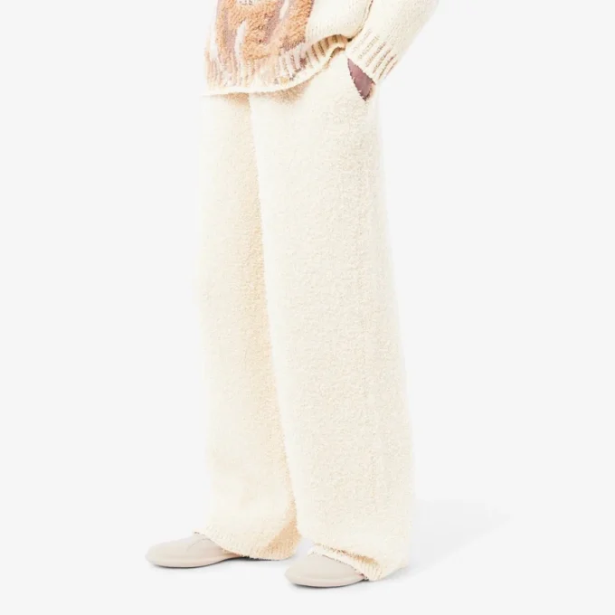 Pánské oversized pletené tepláky z přehlídky Pánské oversized pletené tepláky z přehlídky