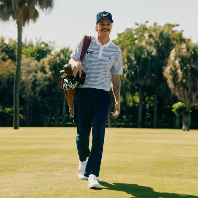 Pánská vyšívaná golfová čepice z manšestru Pánská vyšívaná golfová čepice z manšestru