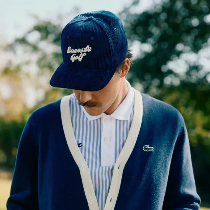 Pánská vyšívaná golfová čepice z manšestru Pánská vyšívaná golfová čepice z manšestru