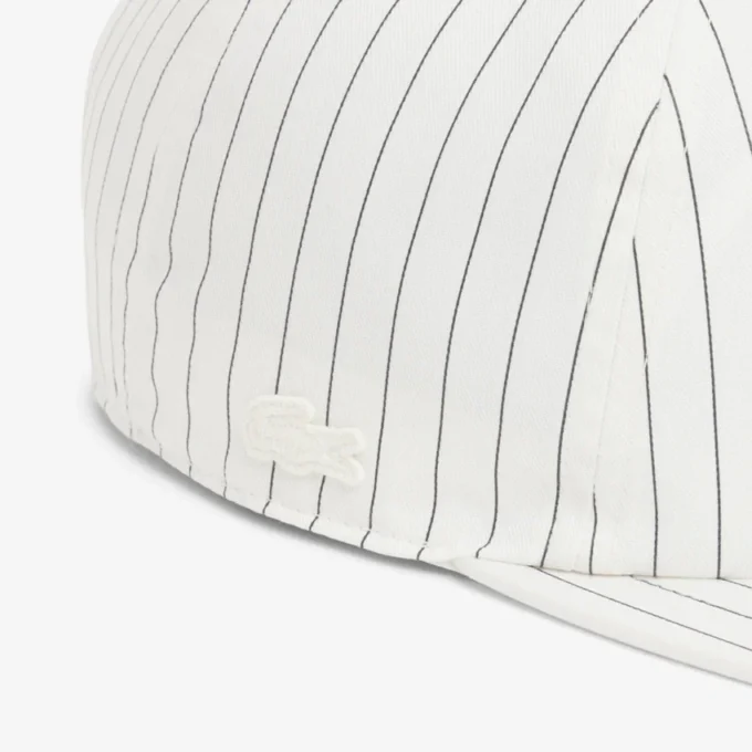 Pruhovaná bavlněná keprová čepice s výšivkou Pruhovaná bavlněná keprová čepice s výšivkou